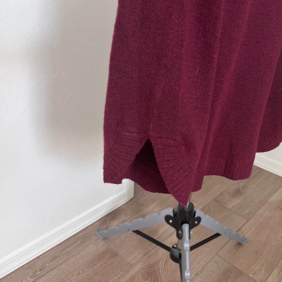 St. John's Bay Sweater - Picture 3 of 9